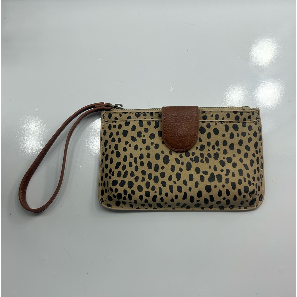 Universal Thread Wristlet Wallet